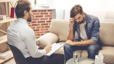 این جمله‌ها را به فرد مضطرب نگویید؛ حالش را بدتر می‌کند